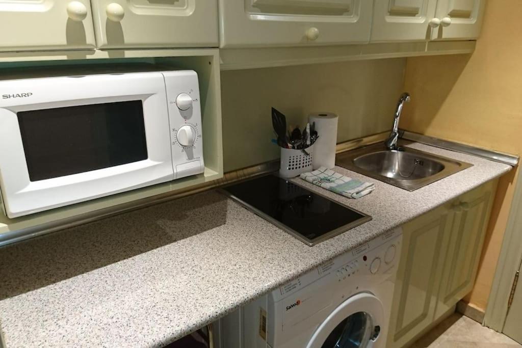 Estudio En Serrallo, Perfecto Alhambra Y Esqui Apartment กรานาดา ภายนอก รูปภาพ