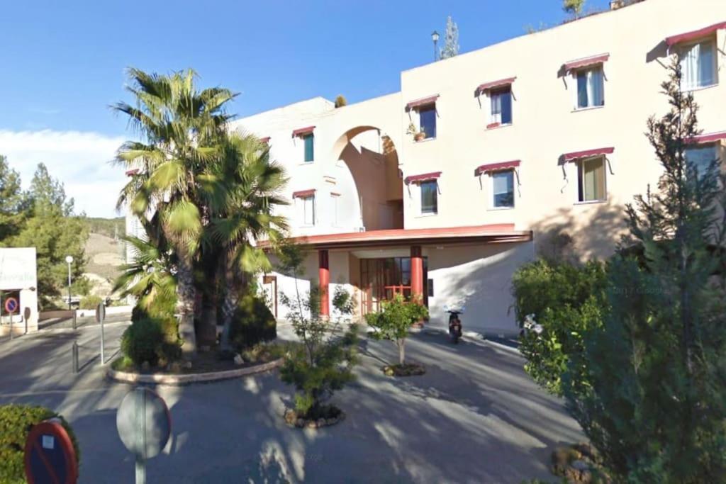 Estudio En Serrallo, Perfecto Alhambra Y Esqui Apartment กรานาดา ภายนอก รูปภาพ